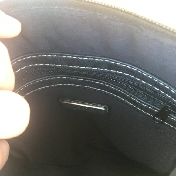 Rosetti Black Passport Purse Wallet Crossbody - Picture 7 of 10